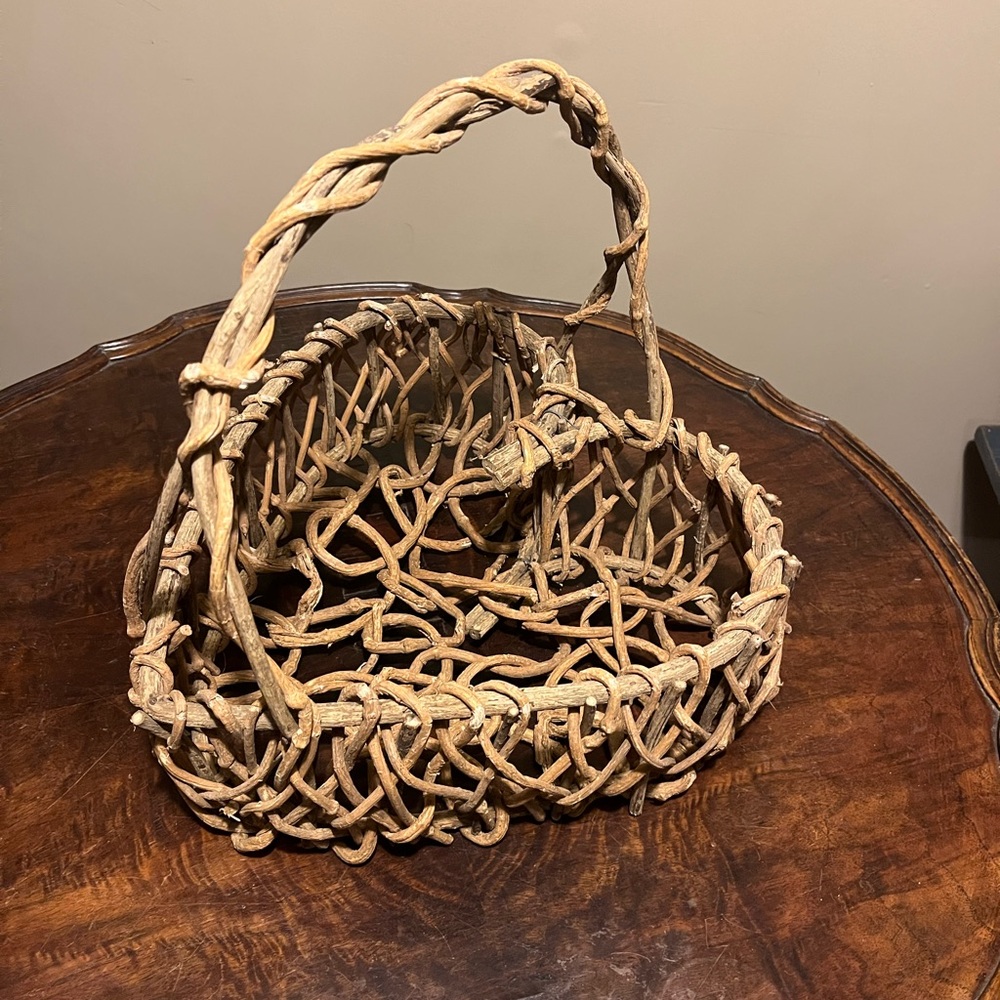 Rustic Woven Heart-Shaped Basket